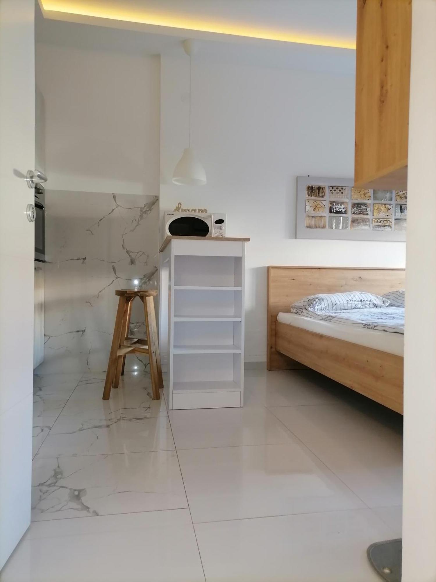 Stojanovic Apartments Ниш Номер фото
